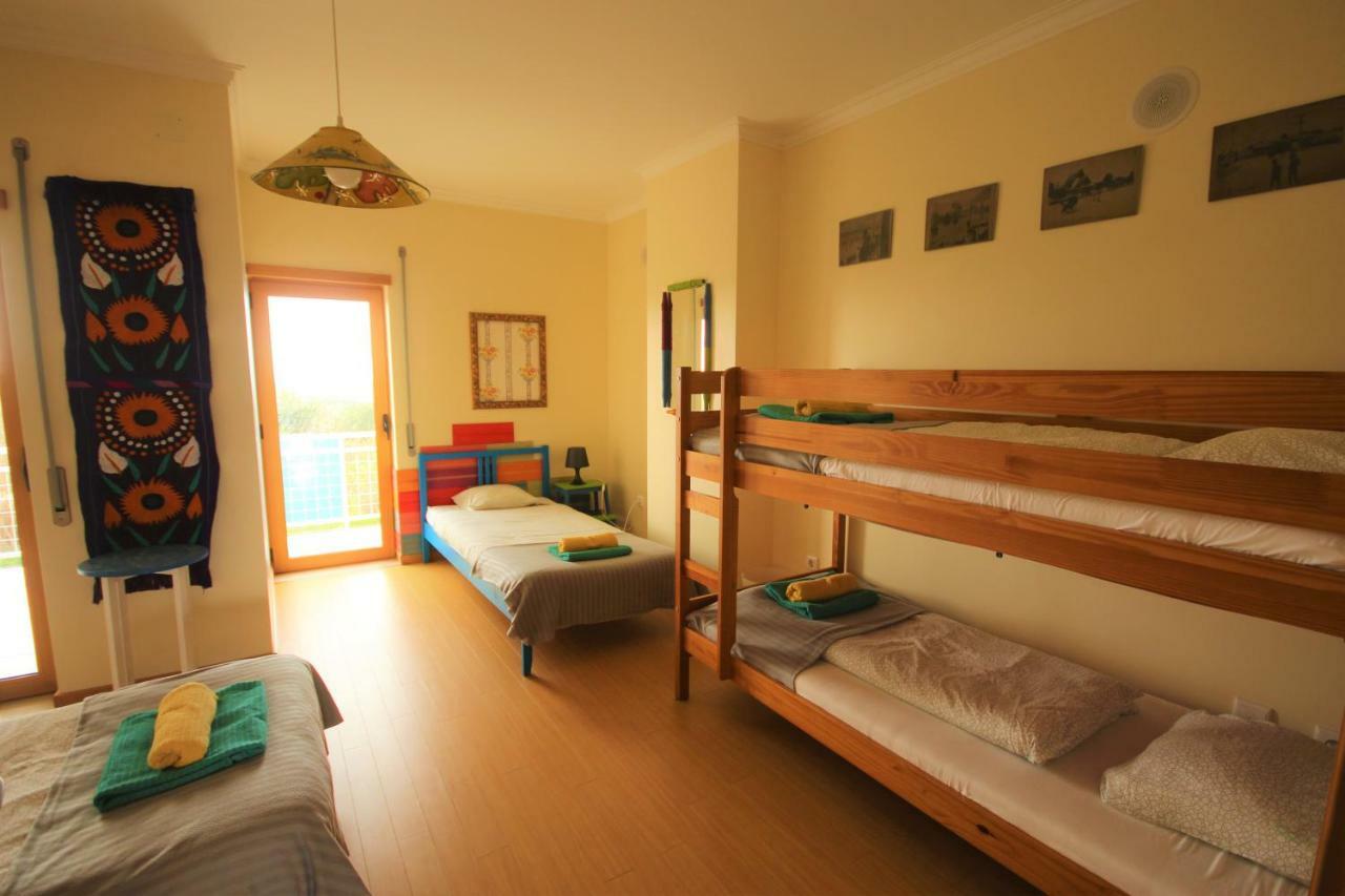 Bed and Breakfast Surf House Балеал Экстерьер фото